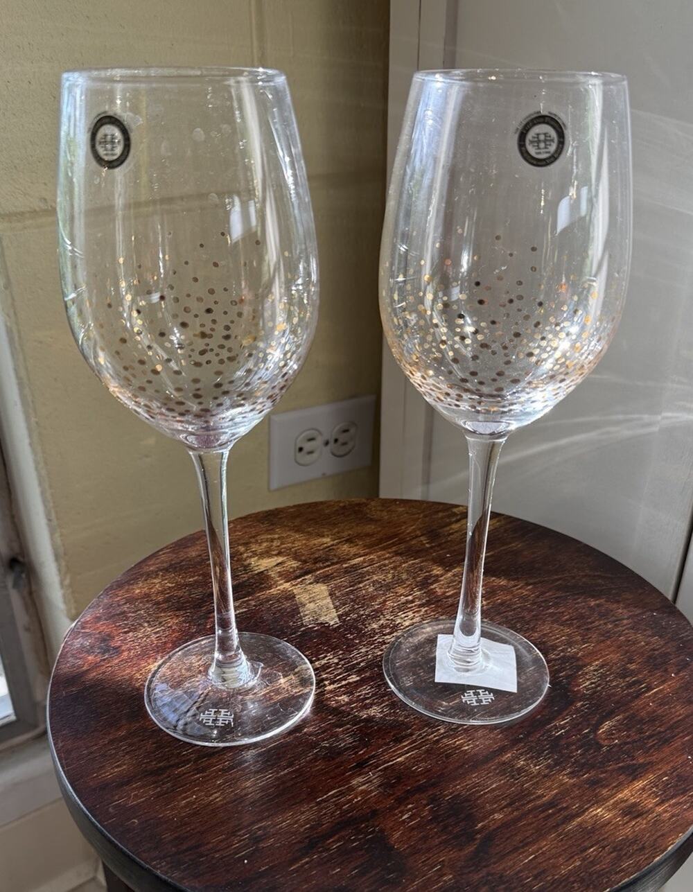 Wine Glasses FITZ & FLOYD "GOLD LUSTER"!! Gold Dots Elegant Stemmed- SET of 2